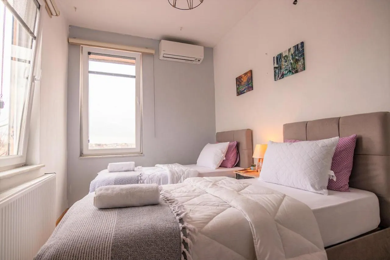 Taksim Roya Apartment - Taksim Istanbul 0*,